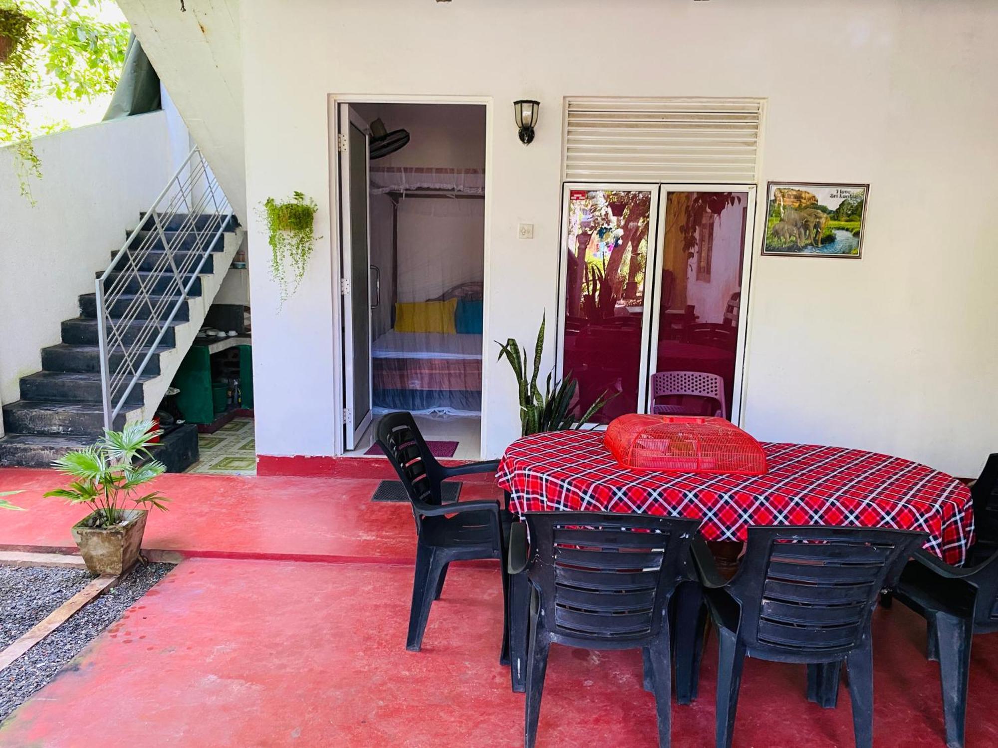 Little Mount Guest House Mirissa Dış mekan fotoğraf